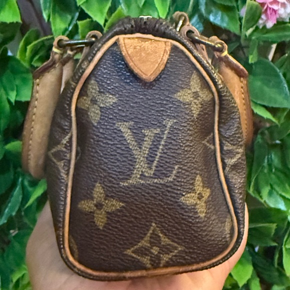 Louis Vuitton Monogram Vintage Mini Speedy - Picture 5 of 17